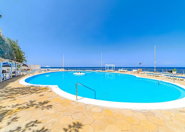 Ocean Breeze Apartments
